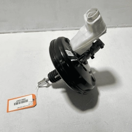 2018-2023 TOYOTA CAMRY BRAKE MASTER CYLINDER & BOOSTER & RESERVOIR OEM