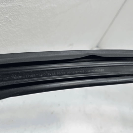 AUDI A6 S6 2016-2018 FRONT DRIVER DOOR GLASS RUN CHANNEL WEATHERSTRIP SEAL OEM