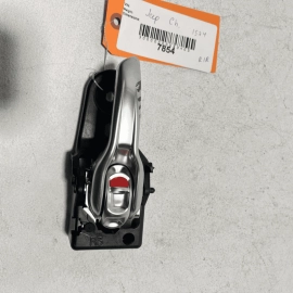 2011-2021 JEEP GRAND CHEROKEE FRONT LEFT SIDE DOOR OUTER HANDLE BRACKET OEM