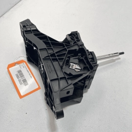 2018-2023 TOYOTA CAMRY 2.5L XSE FRONT SUBFRAME MOUNT LOWER BRACE BRACKET OEM
