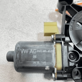 Front Left Driver Side Door Window Regulator Motor AUDI Q7 2017-2023 OEM