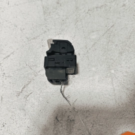 2017 - 2023 AUDI Q7 REAR RIGHT OR LEFT SIDE DOOR WINDOW CONTROL SWITCH OEM