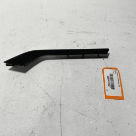 Front Left / Driver Side Door Window Corner Vent Glass AUDI Q7 2017-2023 OEM
