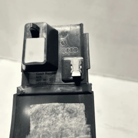 Front Left Driver Door Panel Warning Safety Light Lamp AUDI Q7 2017 OEM