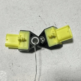 AUDI A8 Quattro 2011-2018 S8 TRUNK LID POWER PULL DOWN ACTUATOR MOTOR OEM