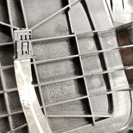 2017 – 2021 BMW 240 XI Upper Cover WAIST RAIL SIDE TRIM REAR RIGHT BLACK OE