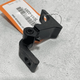 AUDI Q7 SQ7 2017 - 2023 REAR RIGHT LOWER PASSENGER SIDE DOOR HINGE OEM