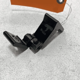 AUDI Q7 SQ7 2017 - 2023 FRONT LEFT LOWER DRIVER SIDE DOOR HINGE OEM