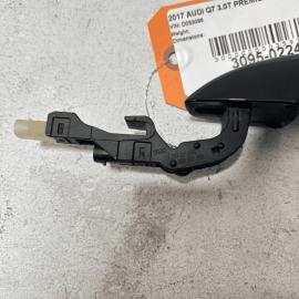 AUDI Q7 201-2018 REAR OR FRONT PASSENGER SIDE DOOR EXTERIOR HANDLE OEM =2T2T=