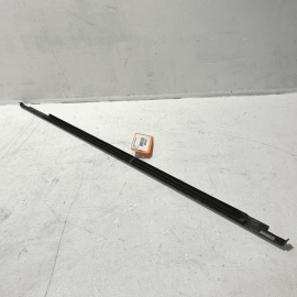 AUDI Q7 2017 - 2023 REAR RIGHT PASSENGER SIDE DOOR WINDOW GLASS BELT MOLDING OEM