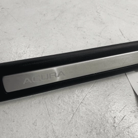 15-20 ACURA TLX FRONT RIGHT SILL SCUFF PLATE TRIM PANEL COVER OEM 84201-TZ3-A00 15-20 ACURA TLX FRONT RIGHT SILL SCUFF PLATE TRIM PANEL COVER OEM 84201-TZ3-A00