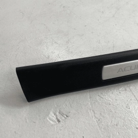 15-20 ACURA TLX FRONT RIGHT SILL SCUFF PLATE TRIM PANEL COVER OEM 84201-TZ3-A00 15-20 ACURA TLX FRONT RIGHT SILL SCUFF PLATE TRIM PANEL COVER OEM 84201-TZ3-A00