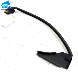2012 - 2020 TESLA MODEL S FRONT LEFT SIDE DOOR FORWARD WEATHERSTRIP SEAL OEM