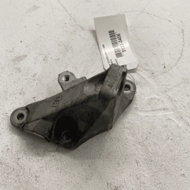 Toyota Camry XSE 2018-2023 1PCS Front Left Driver Side Engine Mount Bracket