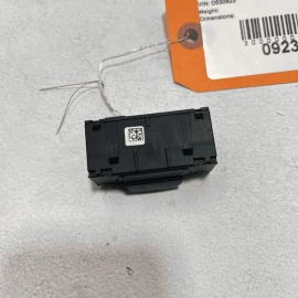 2011-2016 BMW 535I F10 REAR RIGHT SIDE SEAT HEATER CONTROL SWITCH OEM
