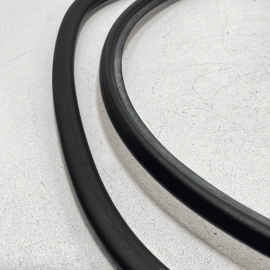 2011-2016 BMW 535I F10 FRONT HOOD BONNET REARWARD SEAL WEATHERSTRIP RUBBER OEM