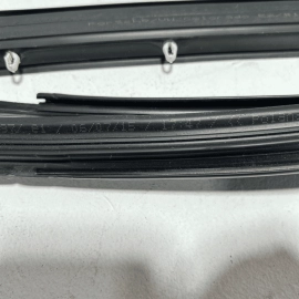 2011-2018 PORSCHE CAYENNE REAR RIGHT SIDE WINDOW GLASS RUN CHANEL SEAL OEM