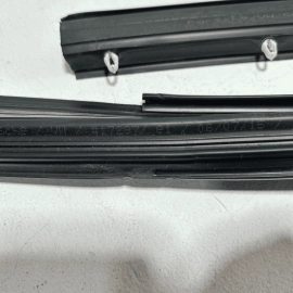 2011-2018 PORSCHE CAYENNE REAR RIGHT SIDE WINDOW GLASS RUN CHANEL SEAL OEM
