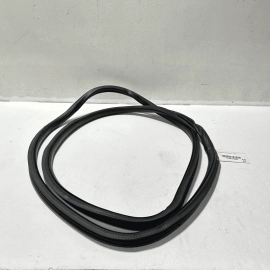 2011-2018 PORSCHE CAYENNE FRONT RIGHT SIDE DOOR ON BODY WEATHERSTRIP SEAL OEM