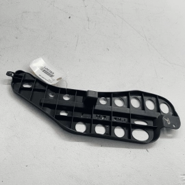 TOYOTA CAMRY XSE 2018 - 2023 FRONT RIGHT PASSENGER SIDE FLOOR CARPET BRACKE