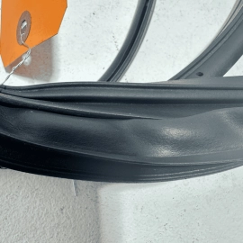 2018-2020 HONDA ACCORD REAR RIGHT PASSENGER SIDE DOOR WEATHERSTRIP SEAL OEM