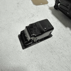 2007-2013 MERCEDES S550 W221 REAR RIGHT SIDE DOOR PANEL ASHTRAY OEM