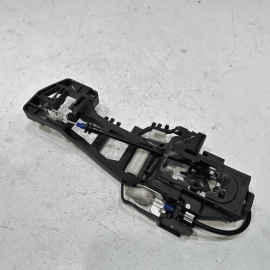 2016 - 2018 FORD FOCUS FRONT RIGHT PASSENGER SIDE EXTERIOR DOOR HANDLE BASE OEM