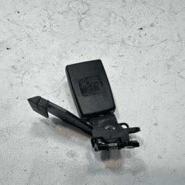 AUDI A6 S6 REAR RIGHT PASSENGER SIDE SECOND ROW SEAT BELT BUCKLE 2016-2018 OEM