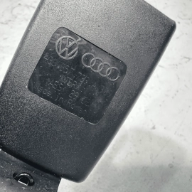 AUDI A6 S6 REAR RIGHT PASSENGER SIDE SECOND ROW SEAT BELT BUCKLE 2016-2018 OEM