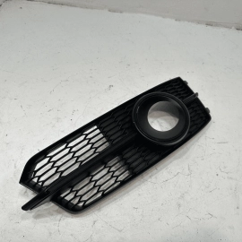2016-2018 AUDI S6 FRONT RIGHT PASSENGER SIDE FOG LIGHT GRILLE COVER LID OEM