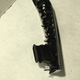 18-2023 BMW 530E G30 DASH PASSENGER SIDE BEZEL MOLDING W/ AC AIR VENT GRILLE OEM