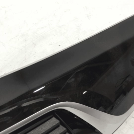 18-2023 BMW 530E G30 DASH PASSENGER SIDE BEZEL MOLDING W/ AC AIR VENT GRILLE OEM