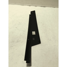 2018 - 2023 BMW 530E G30 FRONT RIGHT PASSENGER DOOR WINDOW B PILLAR MOLDING OEM