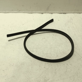 2018-2023 BMW 530E G30 REAR RIGHT PASSENGER DOOR LOWER WEATHERSTRIP SEAL OEM