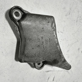AUDI S6 2013-2018 A6 FRONT LEFT DRIVER SIDE TRANSMISSION MOUNT BRACKET COVER OEM