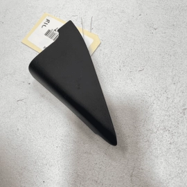 HONDA ACCORD 2018 - 2020 REAR LEFT DRIVER SIDE DOOR CORNER TRIM COVER OEM HONDA ACCORD 2018 - 2020 REAR LEFT DRIVER SIDE DOOR CORNER TRIM COVER OEM