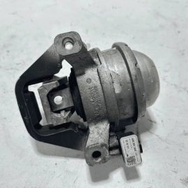 AUDI S6 2013-2018 4.0L ENGINE MOTOR FRONT MOUNT BRACKET INSULATOR & SENSOR OEM