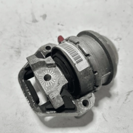 AUDI S6 2013-2018 4.0L ENGINE MOTOR FRONT MOUNT BRACKET INSULATOR & SENSOR OEM