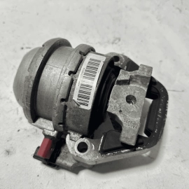 AUDI S6 2013-2018 4.0L ENGINE MOTOR FRONT MOUNT BRACKET INSULATOR & SENSOR OEM