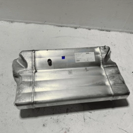 AUDI S6 2013-2018 A6 AIR SUSPENSION PRESSURE VALVE ACCUMULATOR AIR TANK OEM