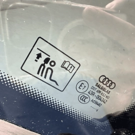AUDI S6 2016-2018 A6 REAR RIGHT PASSENGER SIDE QUARTER WINDOW GLASS OEM AUDI S6 2016-2018 A6 REAR RIGHT PASSENGER SIDE QUARTER WINDOW GLASS OEM