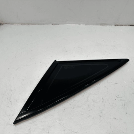 AUDI S6 2016-2018 A6 REAR RIGHT PASSENGER SIDE QUARTER WINDOW GLASS OEM AUDI S6 2016-2018 A6 REAR RIGHT PASSENGER SIDE QUARTER WINDOW GLASS OEM