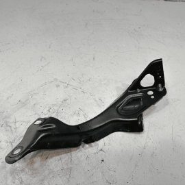 2013-2018 AUDI S6 4.0L FRONT LEFT DRIVER SIDE FENDER MOUNT SUPPORT BRACKET OEM
