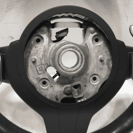 2015-2016 BMW 550i xDrive Multifunctional Leathter Steering Wheel OEM 2015-2016 BMW 550i xDrive Multifunctional Leathter Steering Wheel OEM