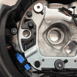 2015-2016 BMW 550i xDrive Multifunctional Leathter Steering Wheel OEM 2015-2016 BMW 550i xDrive Multifunctional Leathter Steering Wheel OEM