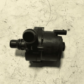 2018-2022 BMW 530e xDrive Engine Auxiliary Coolant Water Pump OEM
