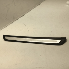 2009-2017 AUDI Q5 FRONT LEFT DRIVER SIDE DOOR SILL SCUFF PLATE TRIM COVER OEM