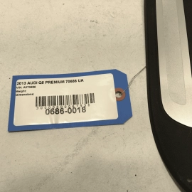 2009-2017 AUDI Q5 REAR LEFT DRIVER SIDE DOOR SILL SCUFF PLATE OEM 2009-2017 AUDI Q5 REAR LEFT DRIVER SIDE DOOR SILL SCUFF PLATE OEM