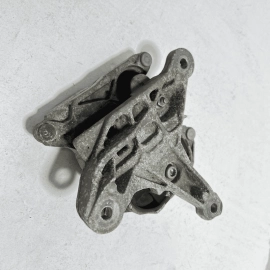 2012-2018 AUDI A6 QUATTRO AWD AUTOMATIC TRANSMISSION MOUNT SUPPORT BRACKET OEM