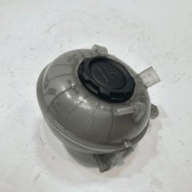 2019-20 Volkswagen Jetta Radiator Coolant Overflow Expansion Tank Reservoir OEM